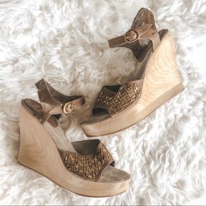 Calleen Cordero Suella Wedges